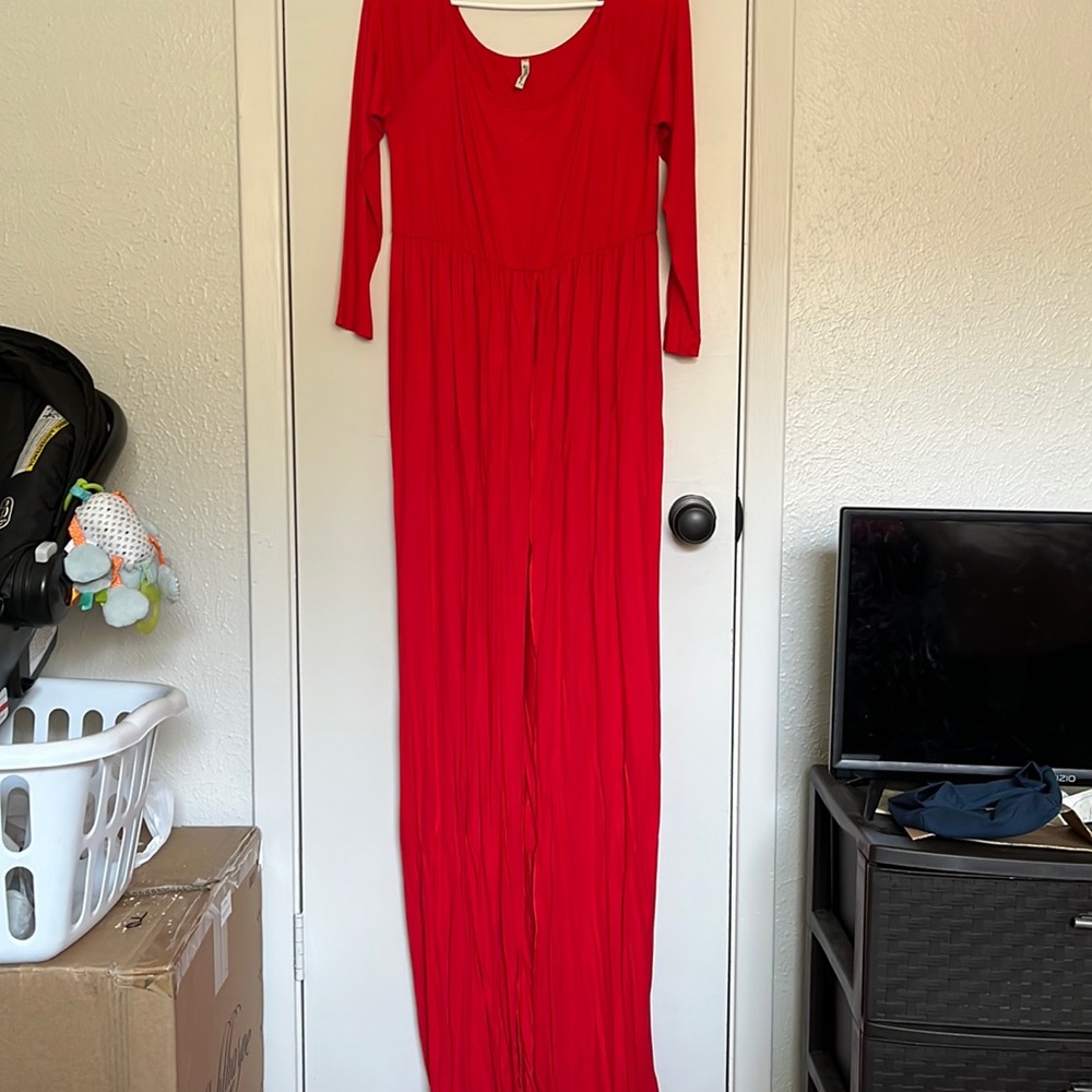 Red open front maternity gown